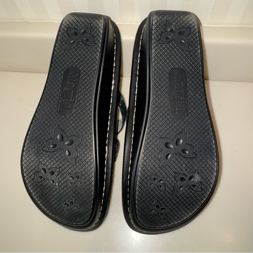 Alegria Leather Sandal Strap Detail Dinah Deep
Sea - Picture 14 of 15